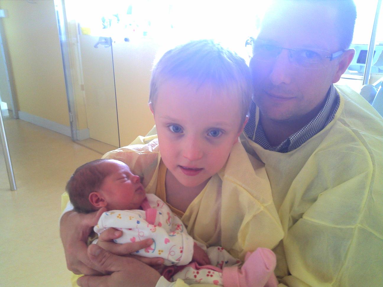 laura_neo_2.jpg laura_neo_2.jpg